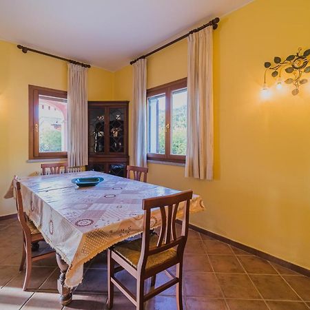 Villa Doddy Nei Pressi Di Barbarossa 阿祖罗港 外观 照片
