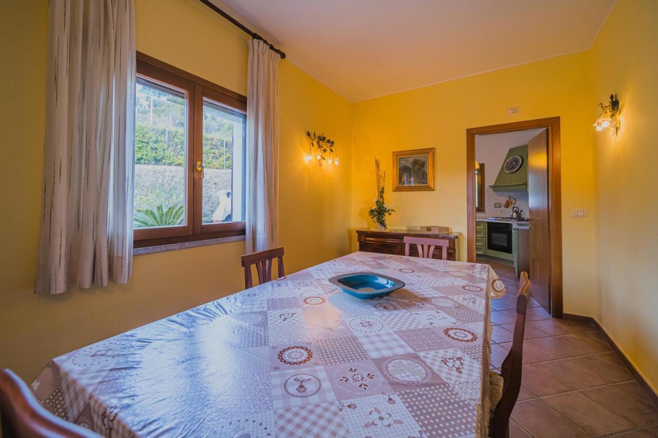 Villa Doddy Nei Pressi Di Barbarossa 阿祖罗港 外观 照片