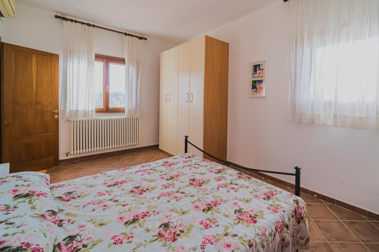 Villa Doddy Nei Pressi Di Barbarossa 阿祖罗港 外观 照片